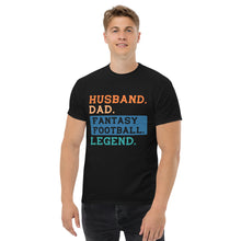 Lade das Bild in den Galerie-Viewer, T-Shirt "Husband.Dad.Fantasy Football Legend.
