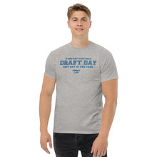 Lade das Bild in den Galerie-Viewer, T-Shirt "Draft Day"