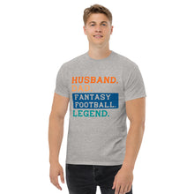Lade das Bild in den Galerie-Viewer, T-Shirt "Husband.Dad.Fantasy Football Legend.