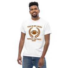 Lade das Bild in den Galerie-Viewer, T-Shirt &quot;This is my lucky Fantasy Football Shirt&quot;
